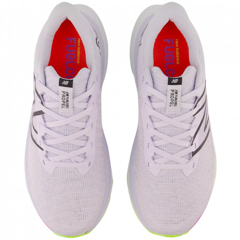 Фото Жіночі бігові кросівки New Balance Propel V4 WFCPRLG4 - зображення 4