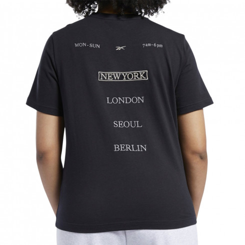 Жіноча футболка Reebok Classics Graphic GV3325 - зображення 4 Фото Жіноча футболка Reebok Classics Graphic GV3325 - зображення 4