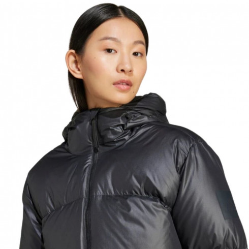 Жіночий пуховик Adidas W BIG BAFFLE J IV9771 - зображення 2 Фото Жіночий пуховик Adidas W BIG BAFFLE J IV9771 - зображення 2