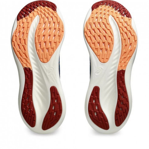 Чоловічі бігові кросівки Asics GEL-NIMBUS 26 1011B794-404 - зображення 3 Фото Чоловічі бігові кросівки Asics GEL-NIMBUS 26 1011B794-404 - зображення 3