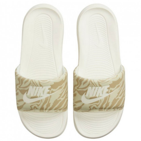 Жіночі шльопанці W NIKE VICTORI ONE SLIDE PRINT CN9676-105 - зображення 2 Фото Жіночі шльопанці W NIKE VICTORI ONE SLIDE PRINT CN9676-105 - зображення 2