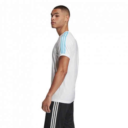 Чоловіча спортивна футболка Adidas Official Emblem FK3583 - зображення 3 Фото Чоловіча спортивна футболка Adidas Official Emblem FK3583 - зображення 3