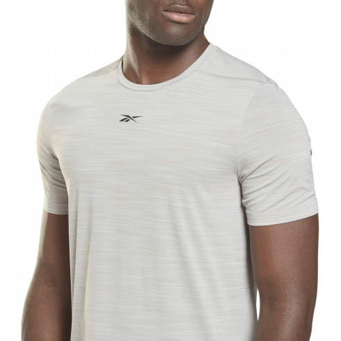 Чоловіча спортивна футболка Reebok Tech Style Activchill Move GS6592 - зображення 4 Фото Чоловіча спортивна футболка Reebok Tech Style Activchill Move GS6592 - зображення 4