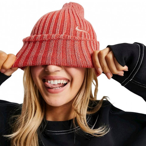 Фото Жіноча шапка Nike W NSW BEANIE UTILITY SWOOSH DM8404-605 - зображення 2