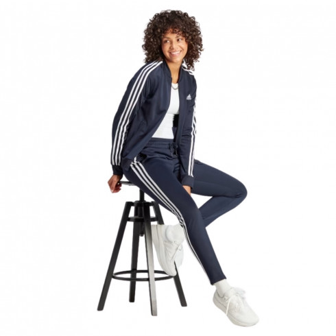 Жіночий спортивний костюм Adidas W 3S TR TS IJ8782 - зображення 2 Фото Жіночий спортивний костюм Adidas W 3S TR TS IJ8782 - зображення 2