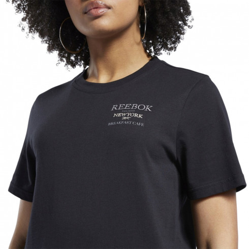Жіноча футболка Reebok Classics Graphic GV3325 - зображення 3 Фото Жіноча футболка Reebok Classics Graphic GV3325 - зображення 3