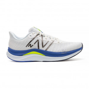 Чоловічі кросівки New Balance FuelCell Propel v4 MFCPRCW4