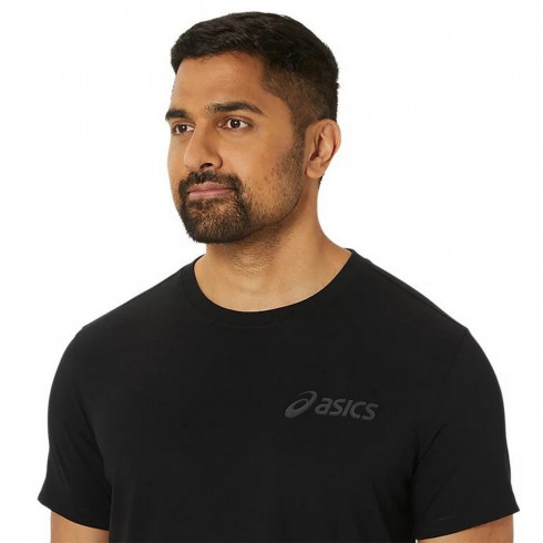 Чоловіча футболка ASICS ASICS CHEST LOGO SS TEE 2031E659-001 - зображення 5 Фото Чоловіча футболка ASICS ASICS CHEST LOGO SS TEE 2031E659-001 - зображення 5