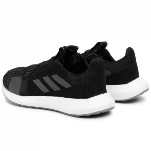 Фото Чоловічі бігові кросівки Adidas Senseboost Go M EG0960 - зображення 3