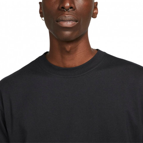 Чоловіча футболка Nike M NK SB TEE ESSENTIALS DB9975-010 - зображення 5 Фото Чоловіча футболка Nike M NK SB TEE ESSENTIALS DB9975-010 - зображення 5